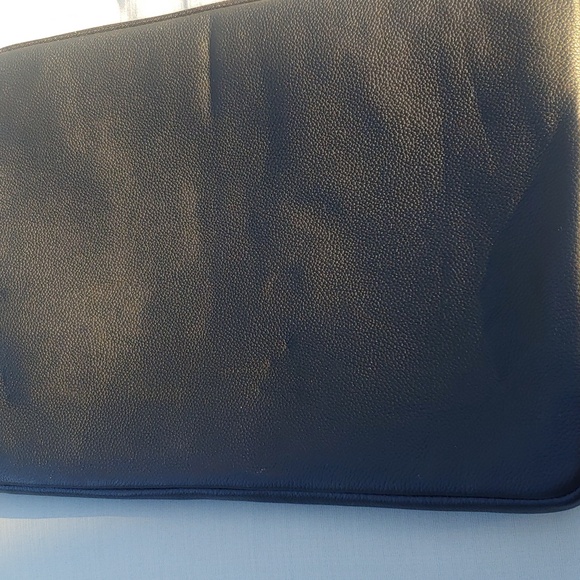 Kate Spade Laptop Pebbled Leather Padded Sleeve Black 15" x 10.5" - Picture 17 of 17